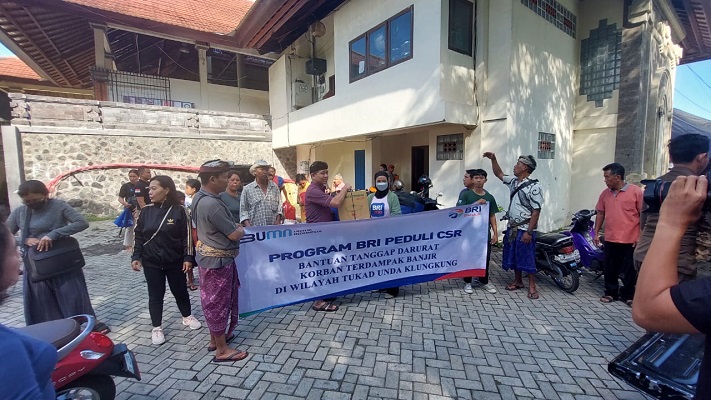 Peduli Korban Banjir Tukad Unda Klungkung, BRI Gerak Cepat Salurkan Bantuan