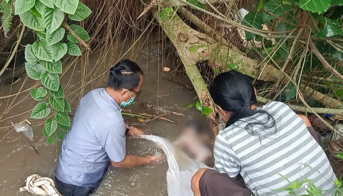 Penemuan Mayat Bayi di Saluran Irigasi Gegerkan Warga Desa Kediri