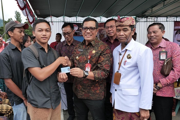 Bupati Sanjaya Ingatkan Penanganan Sampah Demi Keberlanjutan Candikuning Sebagai Destinasi Wisata