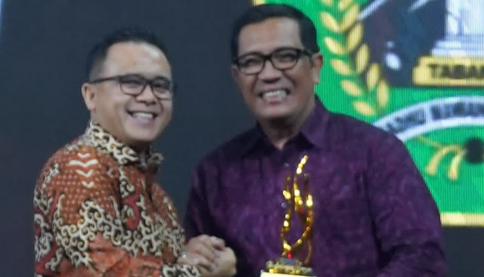 Tabanan Raih Penghargaan Apresiasi Daerah Peduli Pelayanan Publik 2023