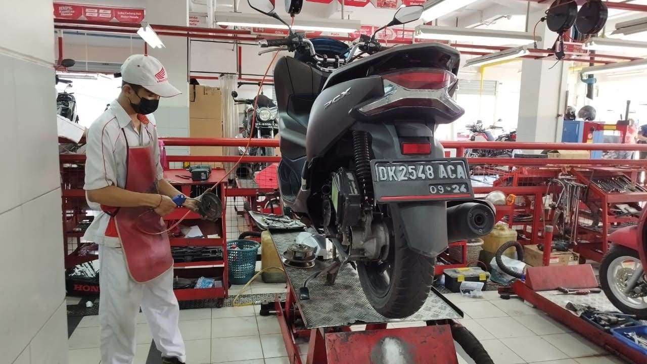 Tak Sempat Servis Kendaraan saat Hari Kerja, Astra Motor Bali Siapkan ‘Weekend Deal’