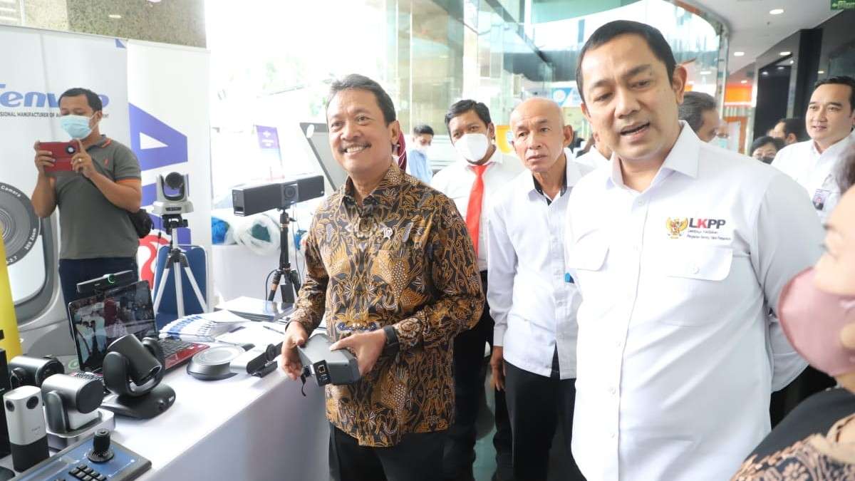 KKP Alokasikan Rp3,7 Triliun PBJ, Menteri Trenggono Pastikan Penggunaan Produk Dalam Negeri