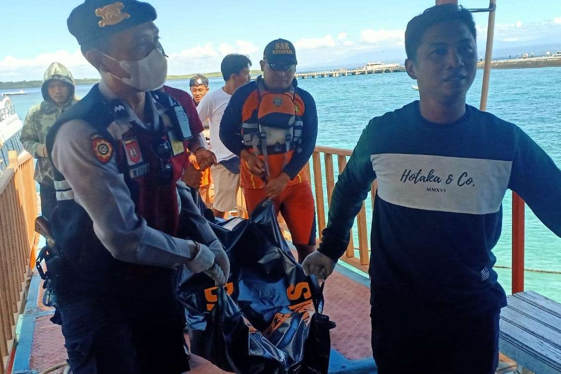 Jasad Mr X Mengapung di Perairan Devils Tear Nusa Lembongan