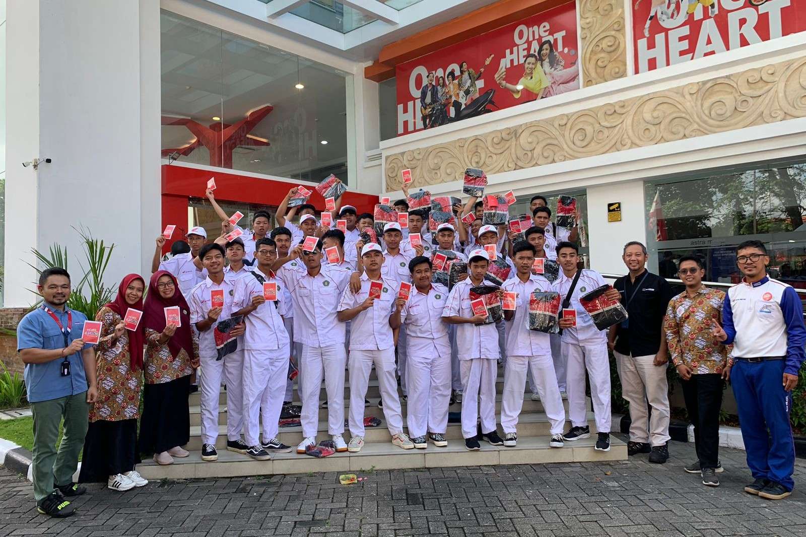 SMK Muhammadiyah 1 Wonosobo Kunjungan Industri ke Astra Motor Bali, Kenalkan Dunia Kerja Sejak Dini