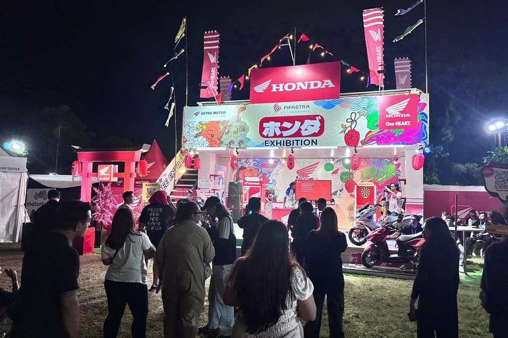 Pengunjung Ramaikan Booth Honda di PICA FEST