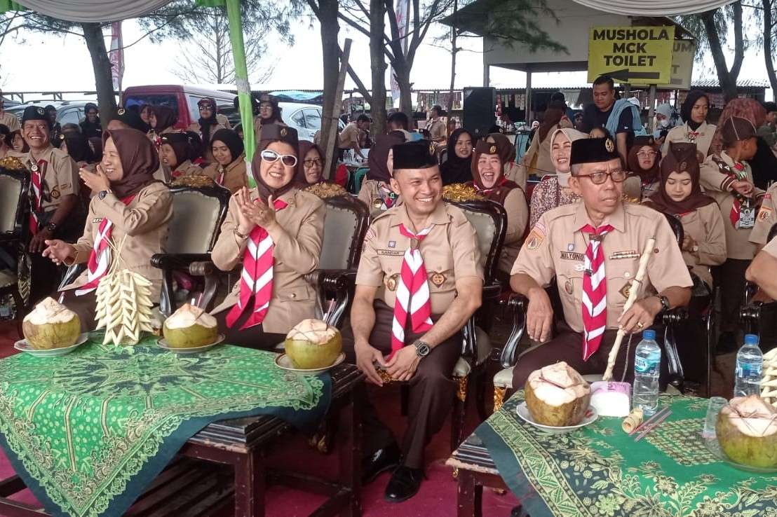 Pesta Siaga Jateng 2024, Kwarcab Rembang Hasiroh Hafidz Ajak Anak Bergembira Promosikan Pantai Karangjahe