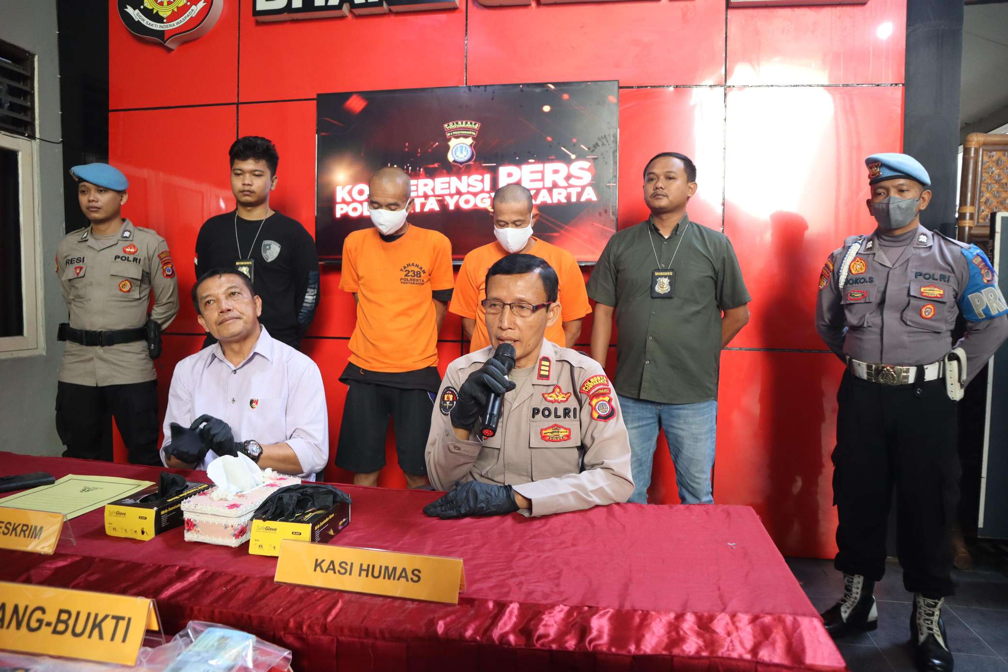 Polresta Yogyakarta Bekuk 2 Pelaku Gendam, Kuras Saldo Rekening Seorang Nenek Rp400 Juta