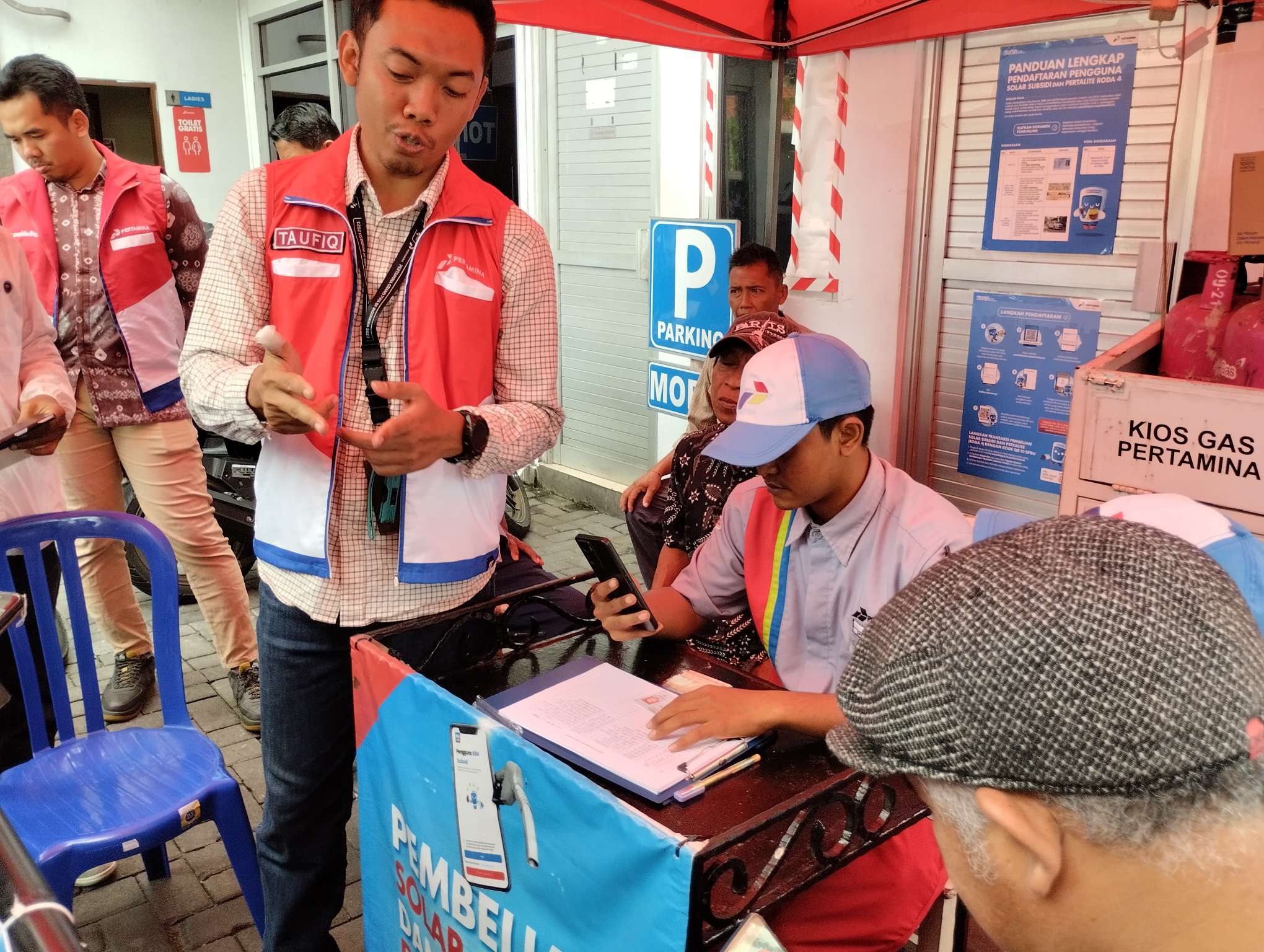 Pertamina Terus Sosialisasikan Penggunaan QR Code untuk Pembelian Pertalite di Jatimbalinus