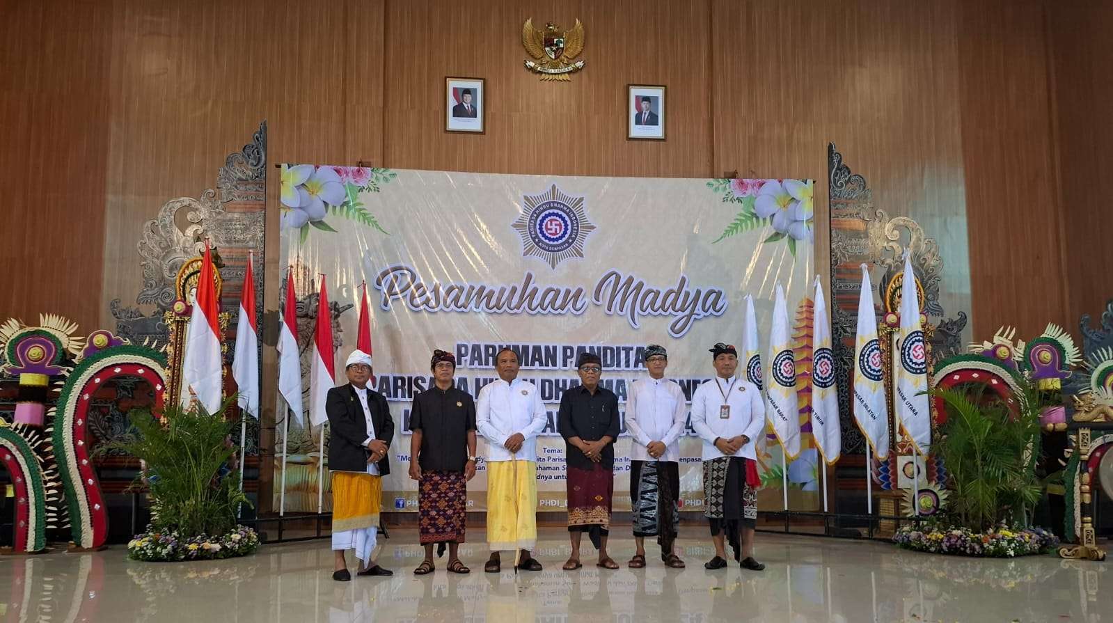 PHDI Denpasar Gelar Pesamuhan Madya Paruman Pandita Tetapkan Tata Cara Sudhi Wadani dan Diksa Pariksa serta Pedoman Panca Yadnya