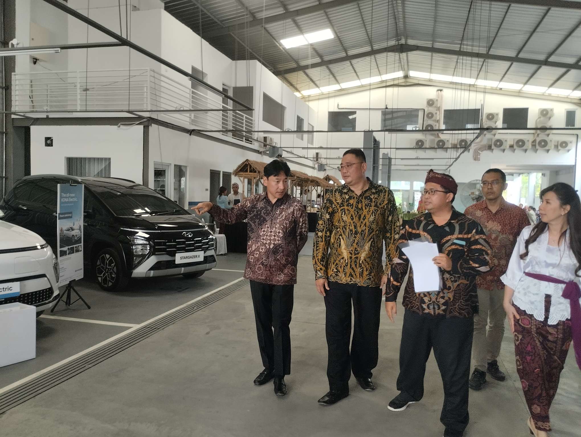 Hadiri Peresmian Hyundai Gianyar, Presdir Ju Hun Lee Tegaskan Komitmen Dorong Pertumbuhan Industri Otomotif di Indonesia