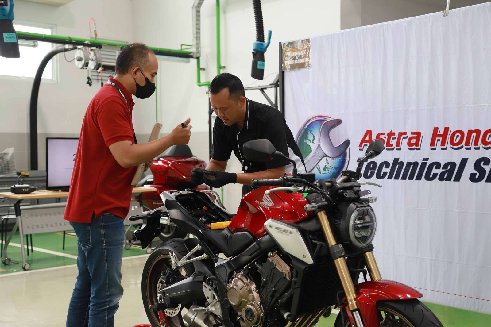 Intip Kesiapn Teknisi AHASS Adu Keterampilan Teknis Sepeda Motor Honda di Level Asia Oceania