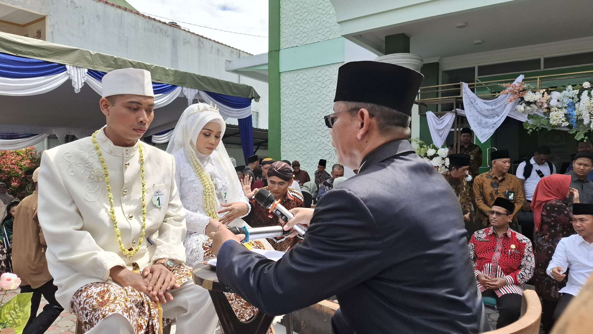 Awali Tahun, 12 Pasangan ‘Golek Garwo dan Nikah Bareng Nasional’ di Jogja