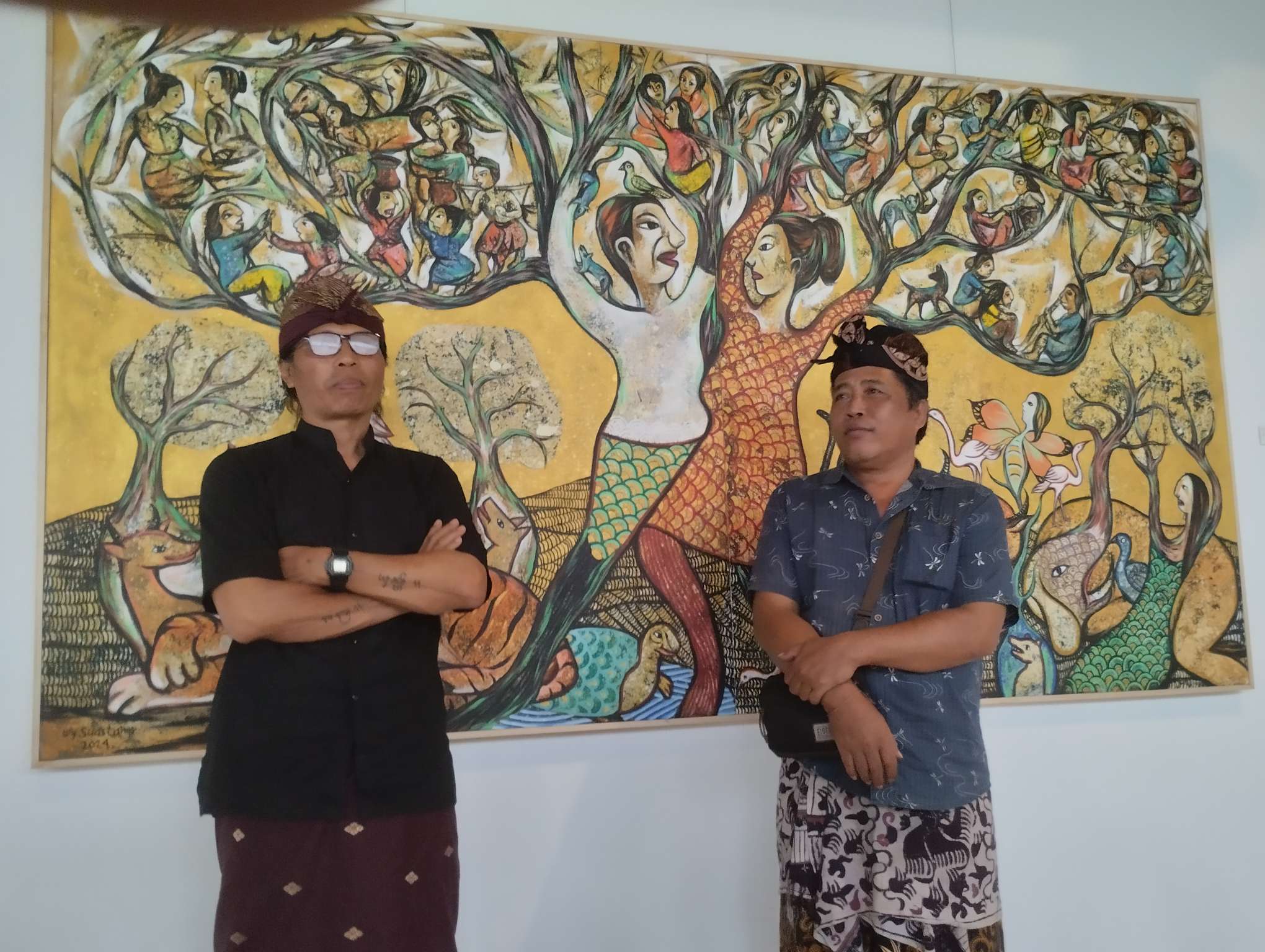 Puluhan Karya Perupa Made Duatmika dan Wayan Suastama Dipamerkan di Santrian Art Gallery