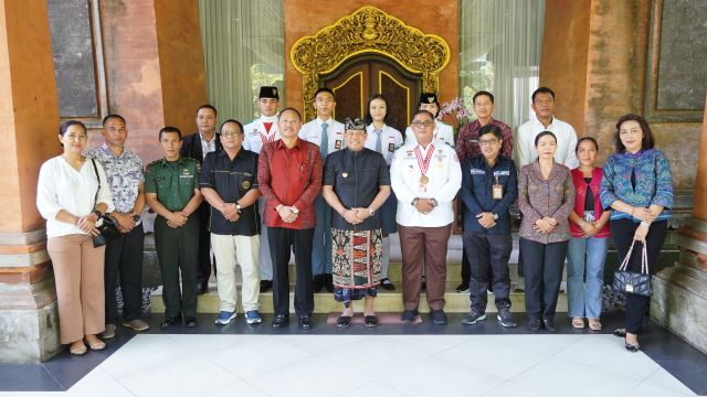 PJ. Gubernur Bali Berikan Motivasi Pada Calon Paskibraka Nasional Perwakilan Bali