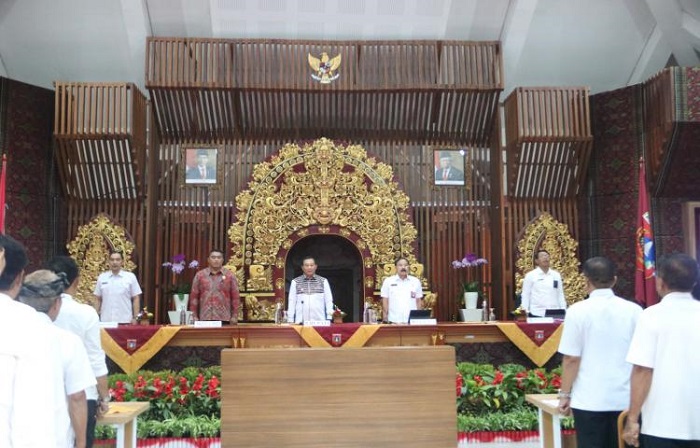 Forum Konsultasi Publik Penyusunan RPJPD Periode 20 Tahun, Bupati Karangasem Ingatkan Tantangan Tingginya Penduduk Miskin dan Rendahnya IPM