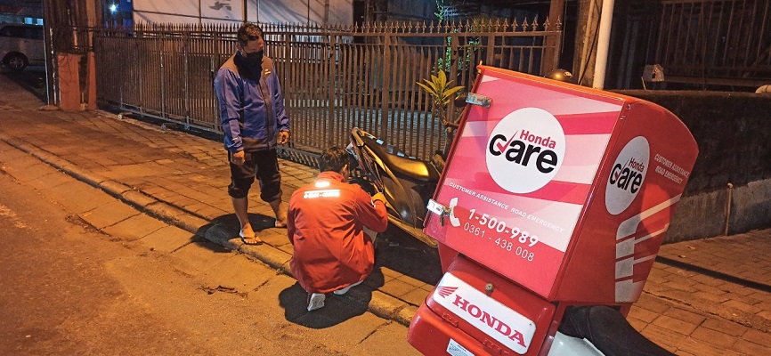 Honda Care Tanggap Banjir, Layani Pelanggan saat Motor Mogok