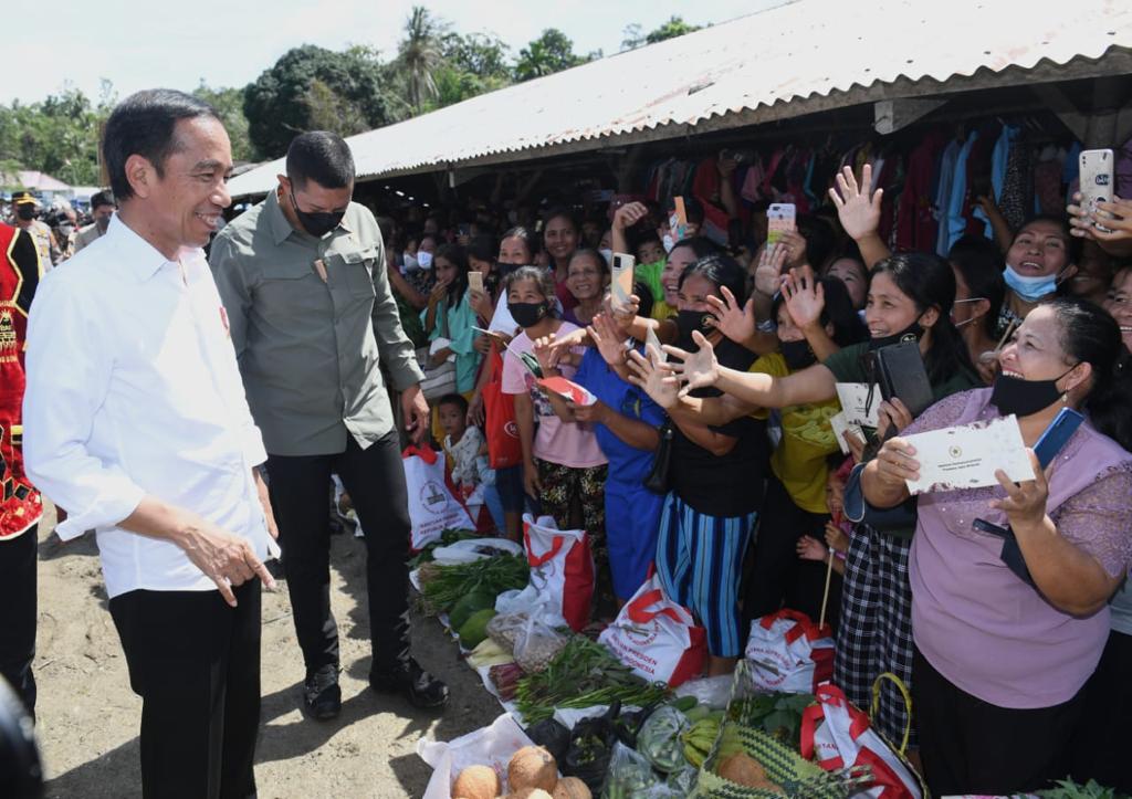 Presiden Jokowi Ingatkan Bantuan PKH untuk Tambahan Modal Usaha