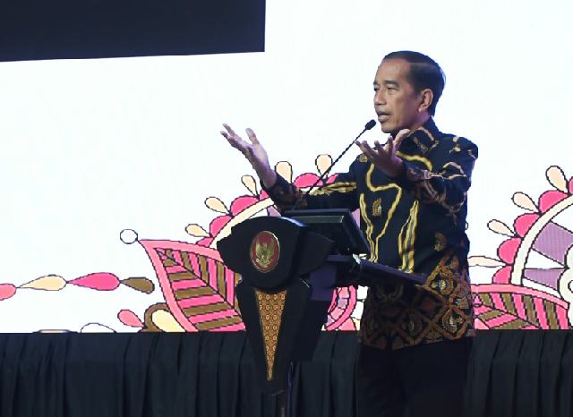 Presiden Jokowi Minta Plesiran Keluar Negeri Dibatasi, Ajak Masyarakat Ramaikan Wisata Domestik