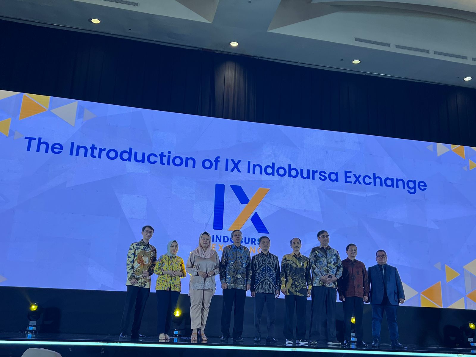 IX Indobursa Exchange Wujudkan Transparansi dan Efisiensi Perdagangan Komoditi Berjangka di Indonesia