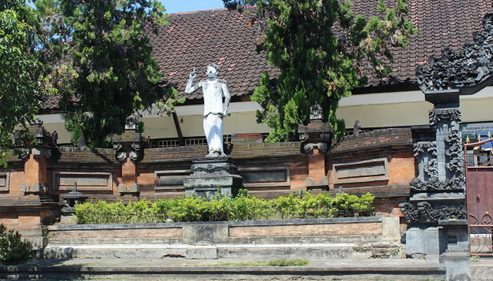 Patung Ayahanda Presiden Soekarno di Buleleng Tak Terawat, Dewan Prihatin