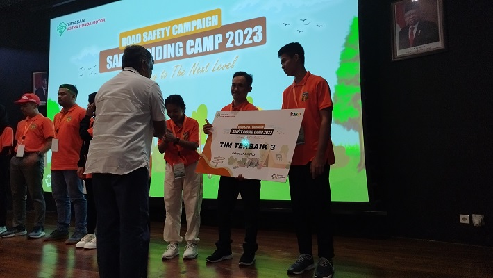 Duta Safety Riding SMANBARA Terbaik Ketiga di Kompetisi SR Camp 2023