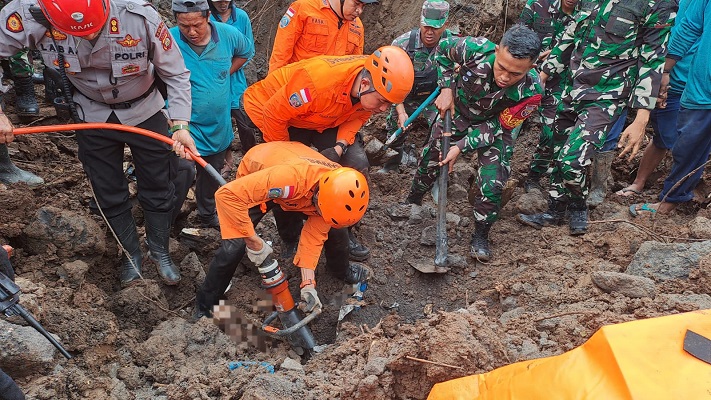 Terjangan Longsor di Denpasar, Lima Warga Ditemukan Tak Bernyawa