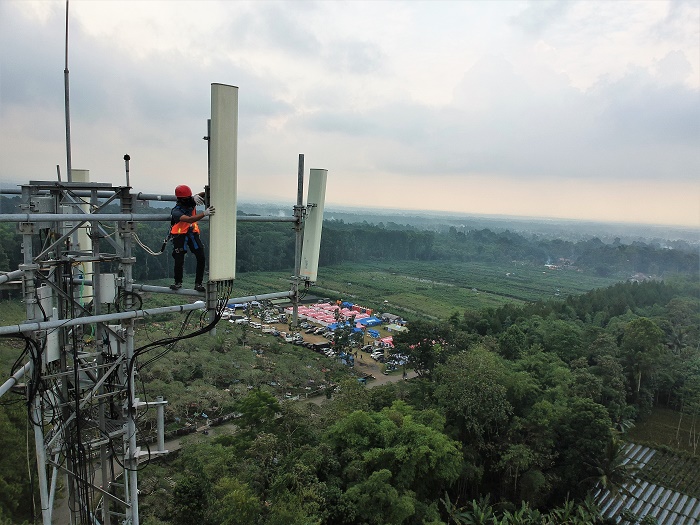 XL Axiata Buka Layanan Gratis,  Pastikan Akses Dana dan Internet Aman Pasca-Erupsi Semeru