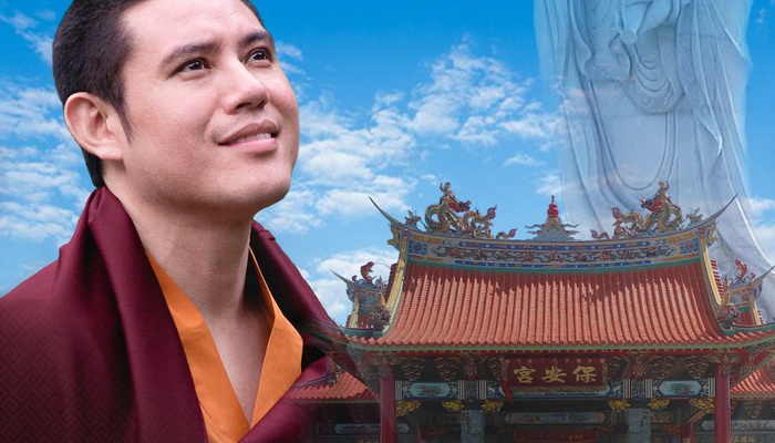 Yang Mulia Passang Rinpoche Pimpin Upacara “Chau Tu” di Bali