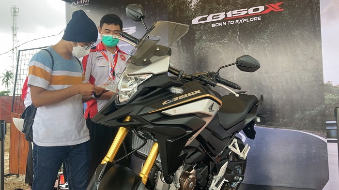 Motor Sport Adventure Touring CB150X Diluncurkan di Sirkuit Mandalika