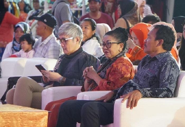 Ketua Dekranasda Bali Putri Koster Harapkan Produk Tenun Jadi Tuan Rumah di Negeri Sendiri