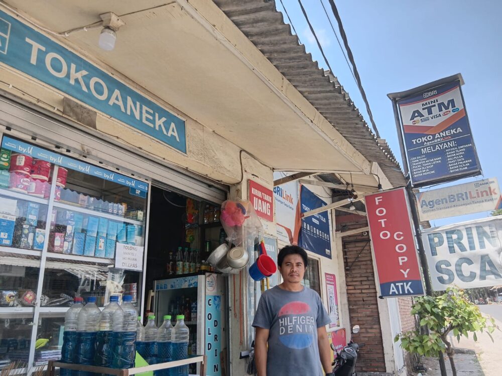 Sinergi Toko ATK dan Agen BRILink di Gianyar: Solusi Keuangan Komunitas Sekaligus Penopang Ekonomi Keluarga