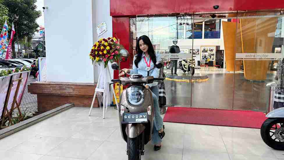 Gen Z Makin Berani Tampil Beda dengan Scoopy & Stylo Custom