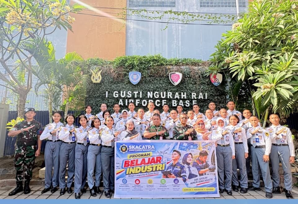 Disiplin Militer dan Pengalaman Industri, Taruna SMKP Cakra Nusantara Siap Hadapi Dunia Kerja