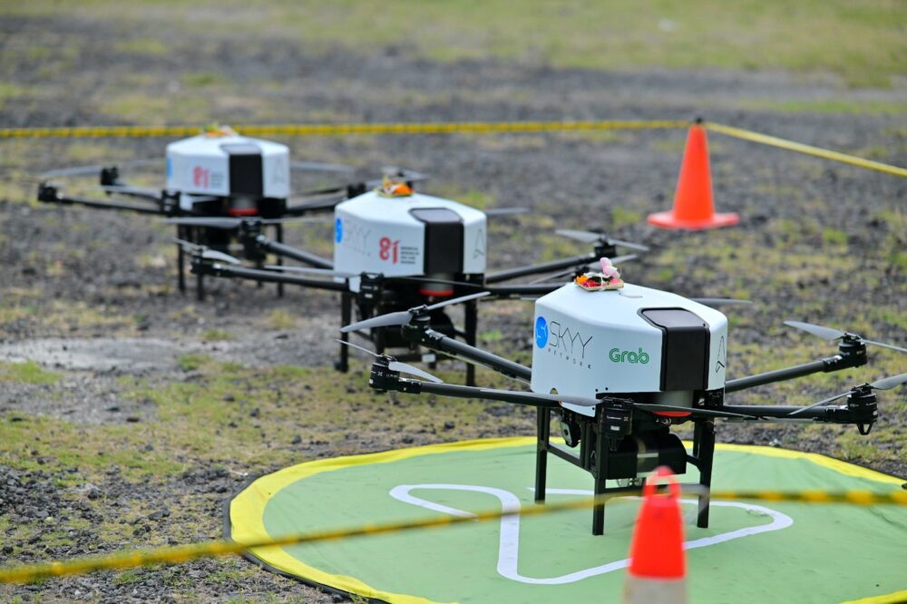 Bali Jadi Lokasi Uji Coba Pertama Logistik Drone di Indonesia, Kolaborasi SKYY Network, Nuanu, Café del Mar, dan Grab