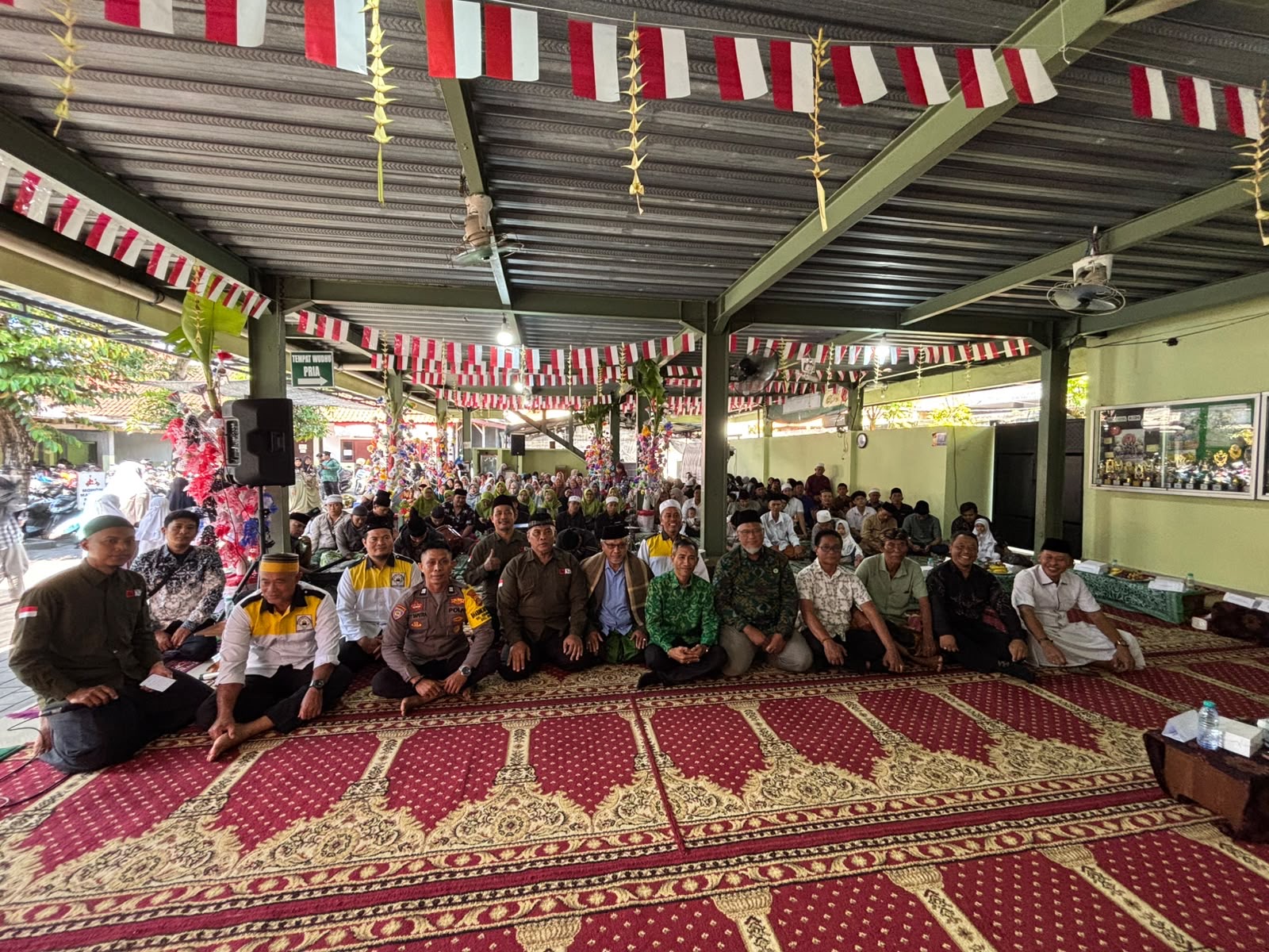 Maulid Nabi dan HUT RI ke-81 di Musala Al-Azmi: Perkuat Iman dan Kebersamaan Warga Kedonganan