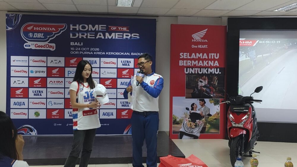Supporter Boleh Panas di Tribun, Tetap Adem di Jalan: Astra Motor Bali Bekali Edukasi Safety Riding untuk Pelajar