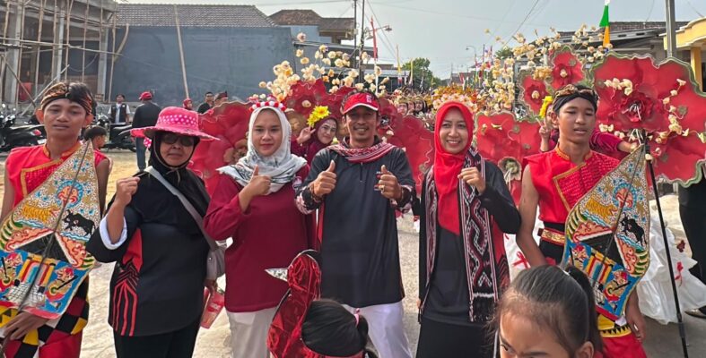 Semarak HUT RI ke-81 di Desa Mranak Demak: Warga Antusias Ikuti Jalan Sehat hingga Lomba Yel-yel