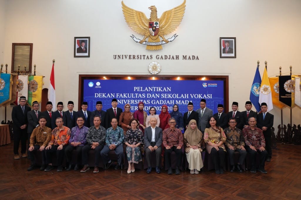 Resmi Pimpin Fakultas, 19 Dekan Baru UGM Diminta Tinggalkan Formalitas MoU dan Wujudkan Kolaborasi Nyata
