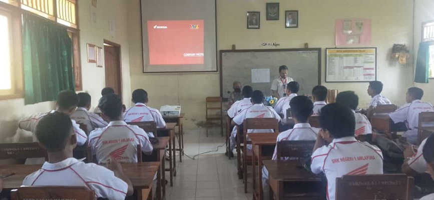 Astra Motor Bali Bekali Kompetensi Otomotif SMK Binaan Jelang Praktek Kerja Lapangan