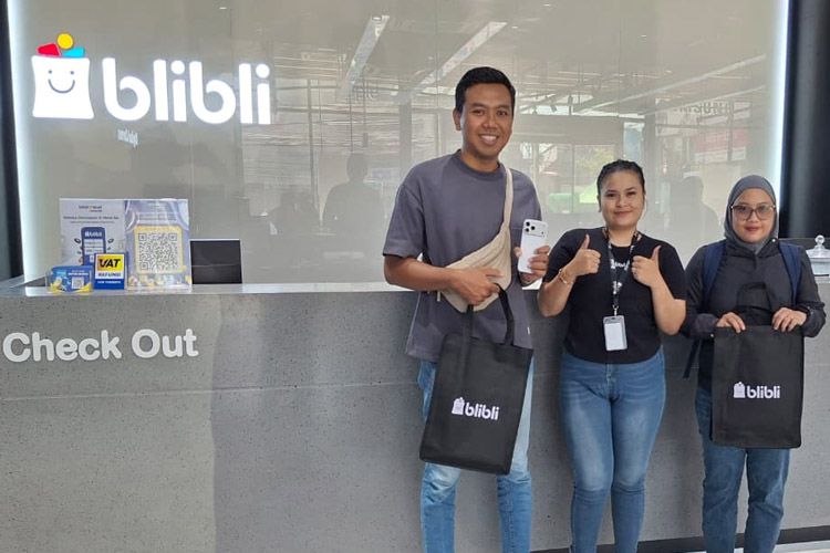 ‘Early Pick Up Next Generation of iPhone’ Disambut Meriah di 27 Blibli Store dan Hello Store se-Indonesia