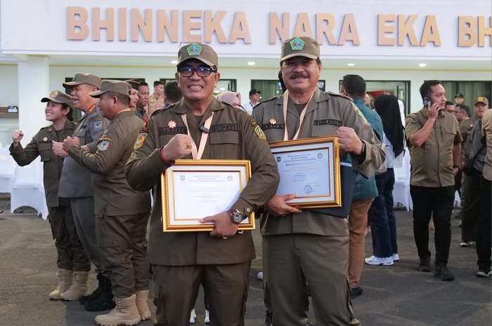 Retreat Kepala Daerah Berakhir, Bupati dan Wakil Bupati Tabanan Raih Penghargaan Istimewa