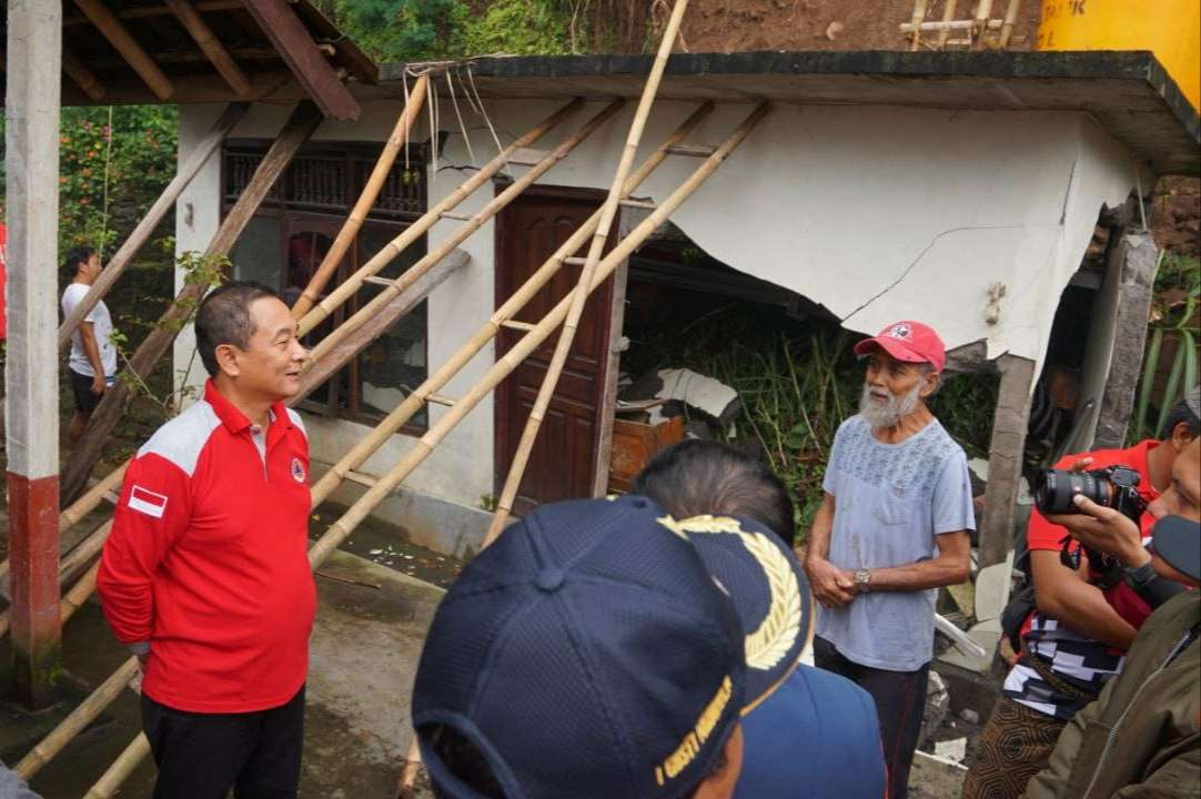 Bupati Gede Dana Minta Dinas PU Rencanakan Normalisasi DAS di Lokasi Bencana