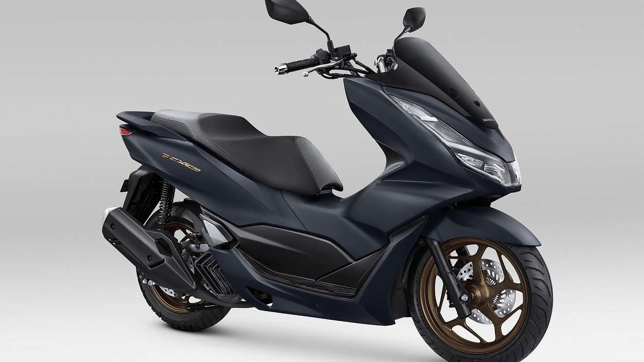 New Honda PCX160 Tampil Mewah dengan Varian Warna Baru