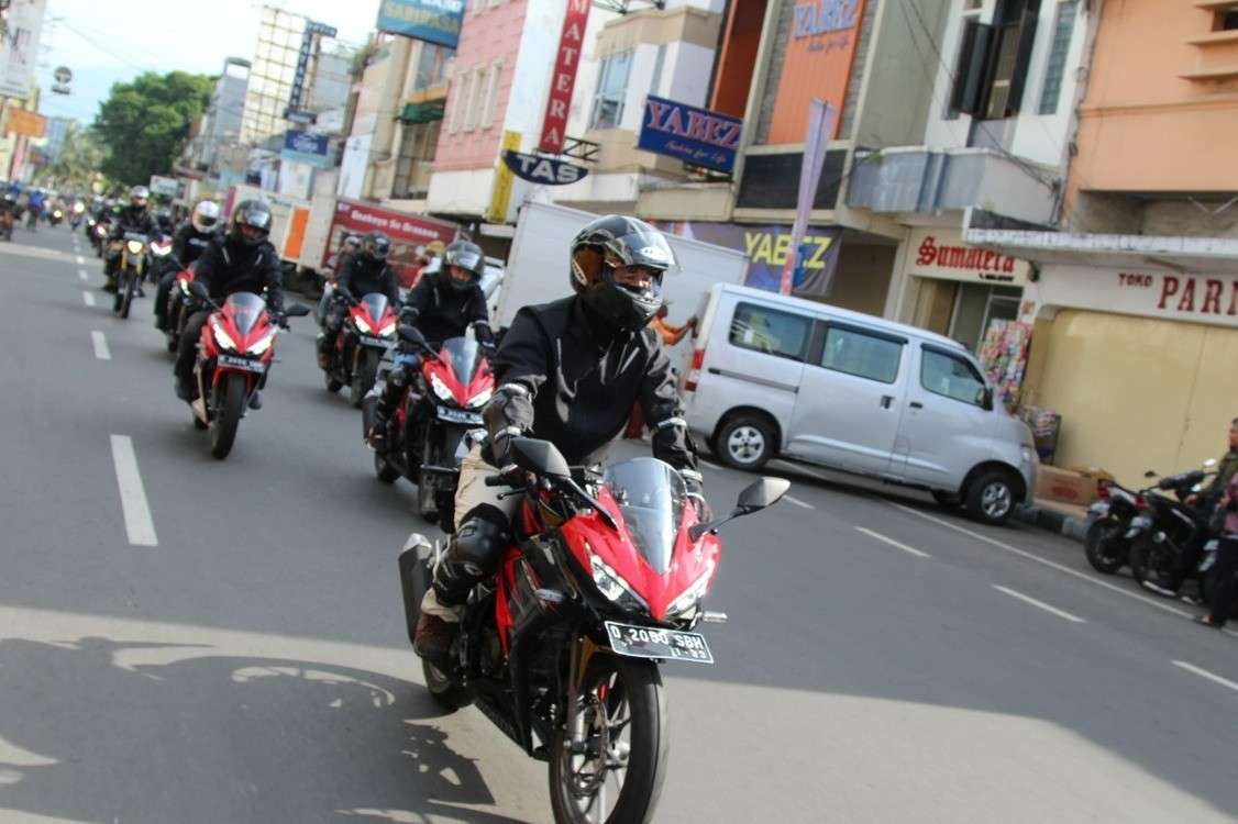 Pastikan Dulu Kondisi Motor saat ‘Ngabuburit’ Cari Takjil