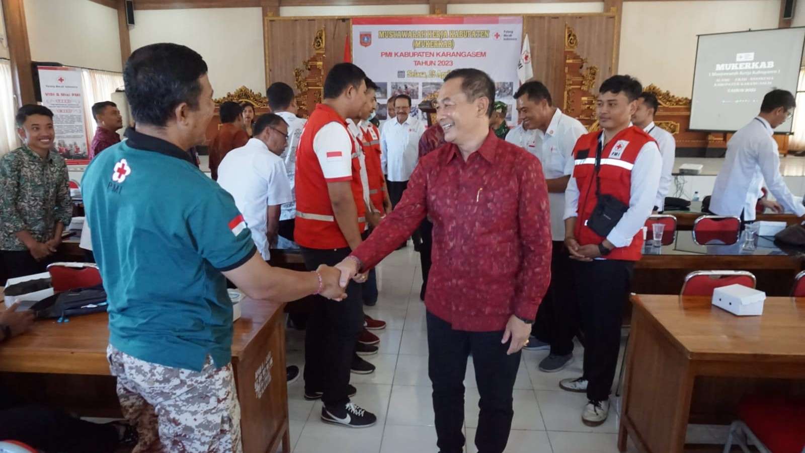 Buka Mukerkab, Bupati Gede Dana Harapkan PMI Berbenah dan Inovatif Demi Kepentingan Kemanusiaan