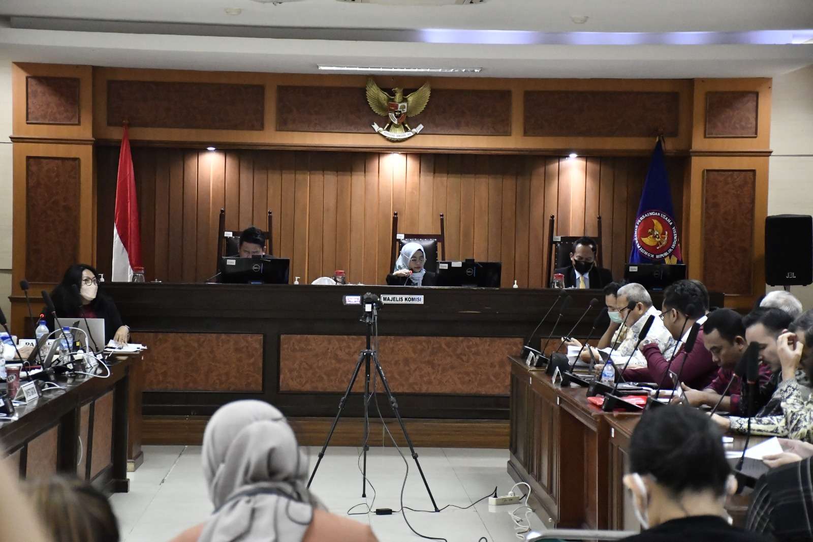 KPPU Jatuhkan Denda kepada 7 Pengusaha Minyak Goreng Kemasan hingga Rp71, 28 Miliar