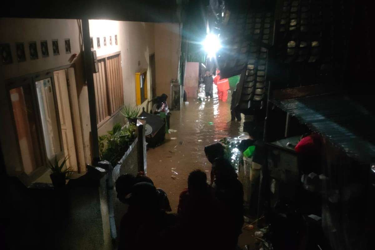 Curah Hujan Tinggi Bandung Dilanda Banjir, 600 Jiwa Terdampak