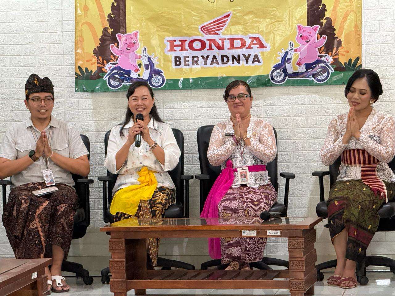 Astra Motor Bali Berbagi Kebahagiaan Bersama Sahabat Disabilitas di Hari Raya Galungan