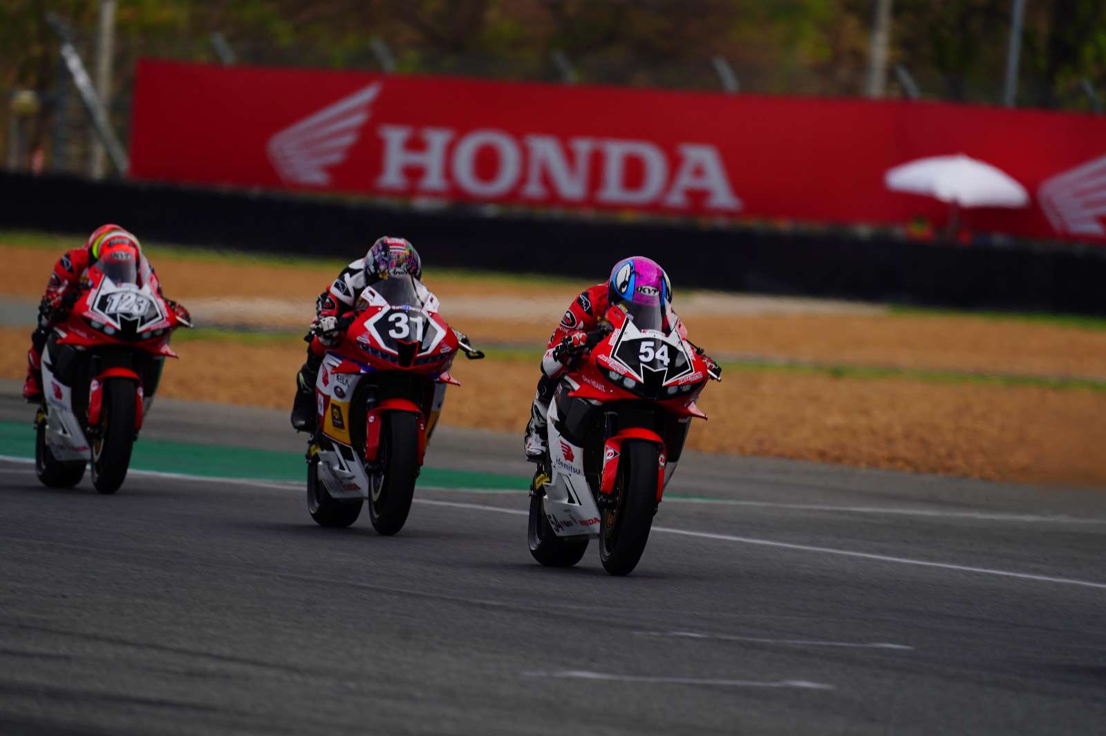 Pebalap Astra Honda Optimis dan Miliki Motivasi Tinggi Hadapi Tantangan di ARRC Motegi