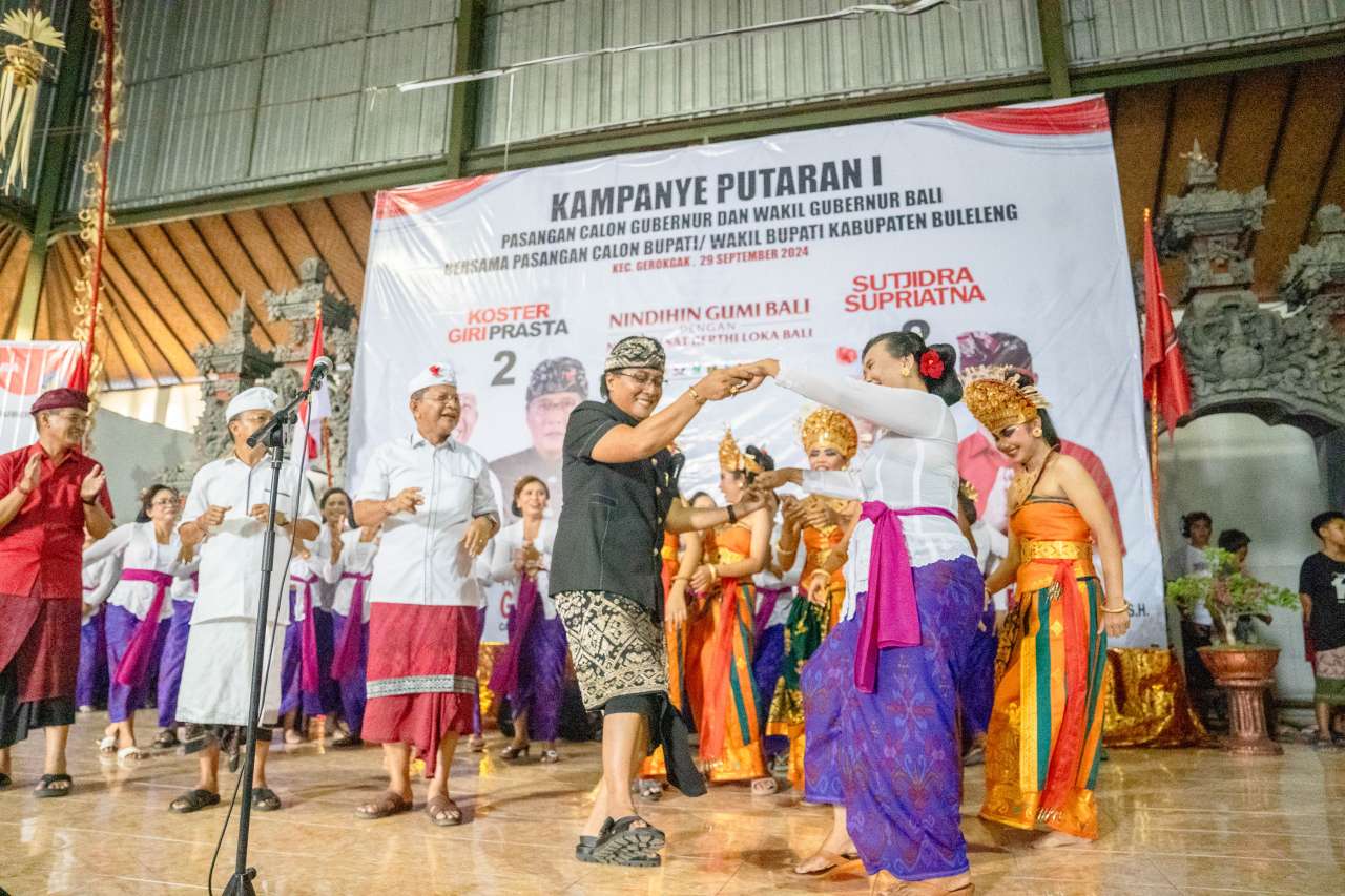 Terbukti Majukan Adat Budaya Bali, Ribuan Warga Kubu Tak Ragu Menangkan Koster-Giri